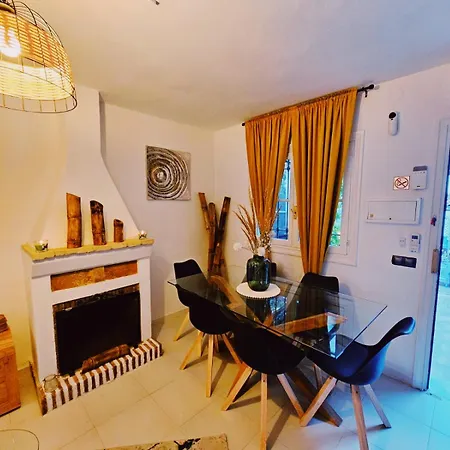 J&l Casa *
